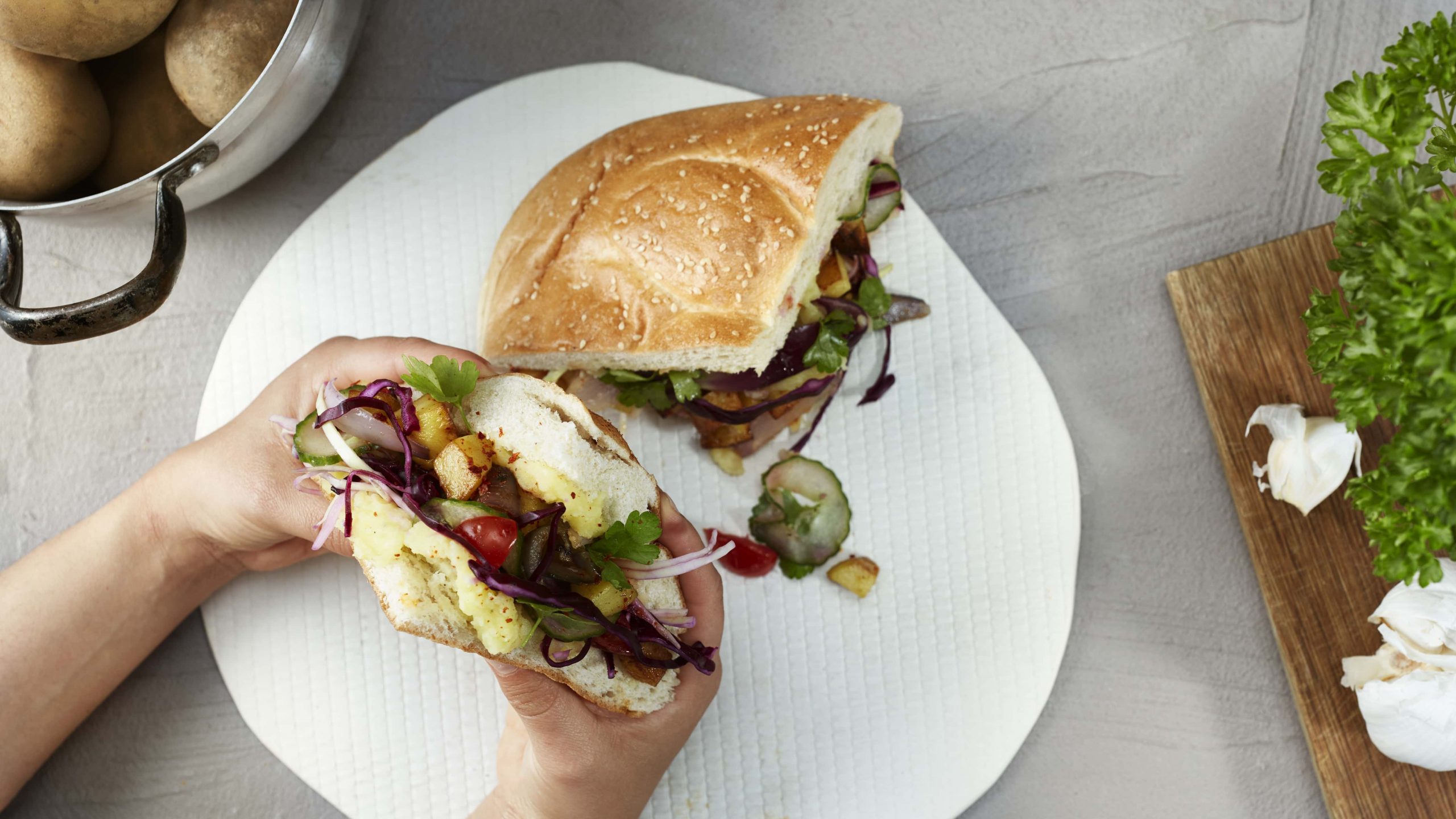 Kartoffeldöner mit Skordalia